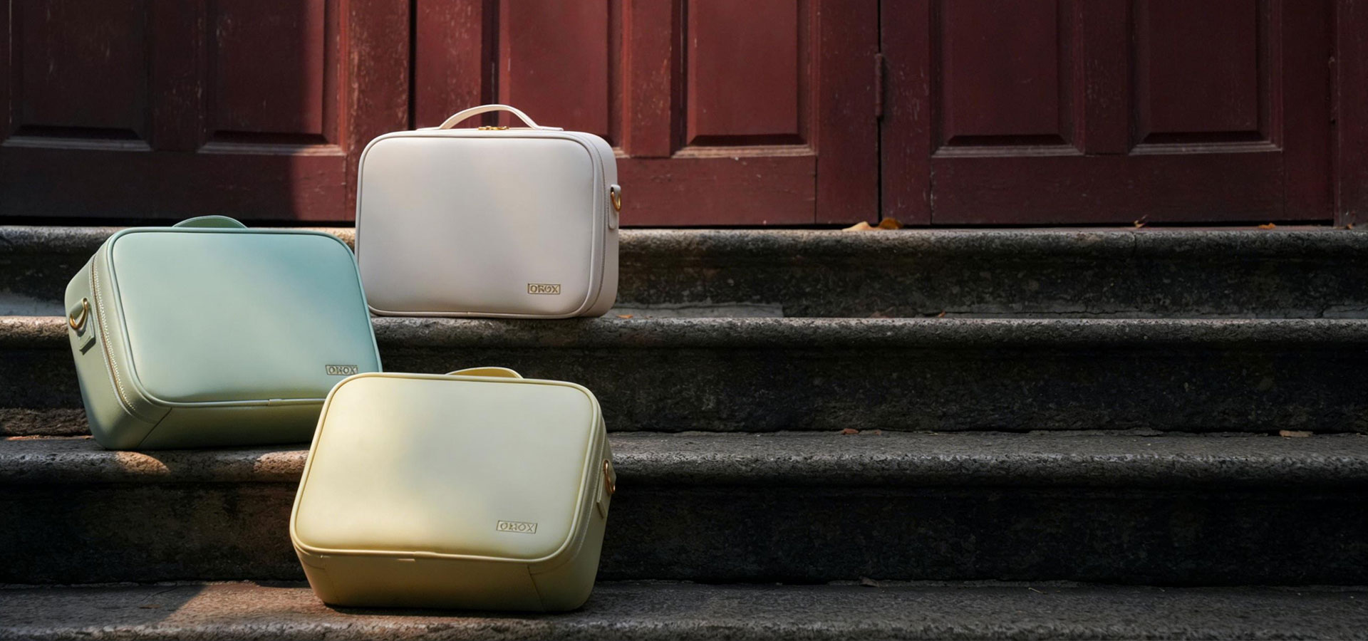 Light Travel, Wonderful Journey